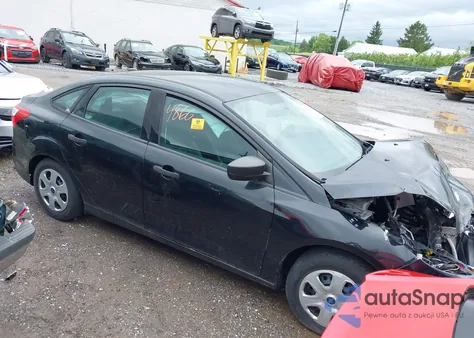 2014 Ford Focus S из США, поврежденный, VIN 1FADP3E20EL319869